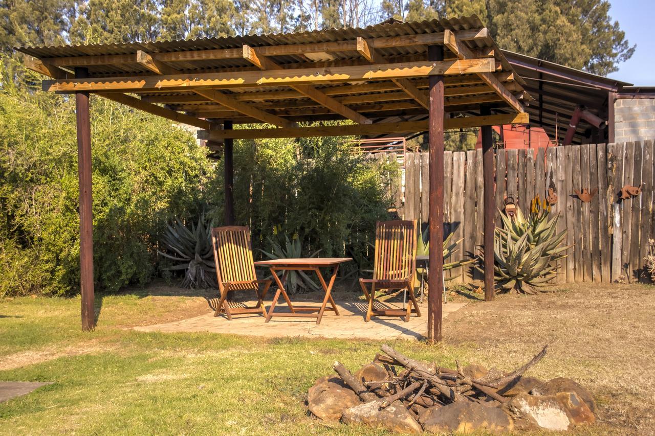 Drakensberg Bush Lodge And Backpackers Winterton Esterno foto