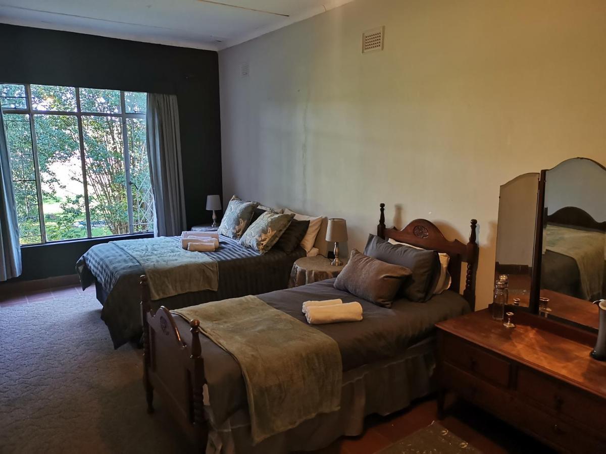 Drakensberg Bush Lodge And Backpackers Winterton Esterno foto