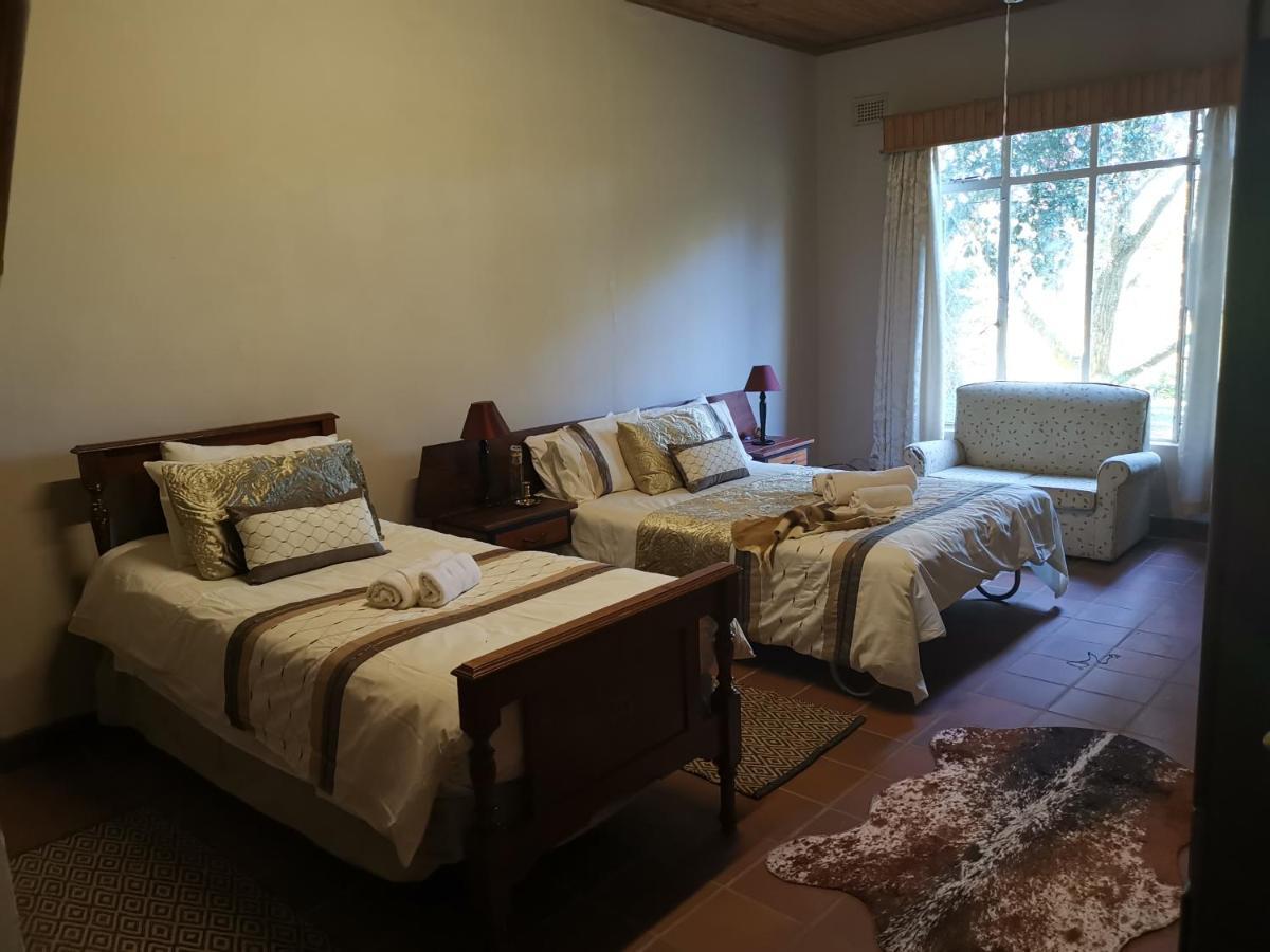 Drakensberg Bush Lodge And Backpackers Winterton Esterno foto